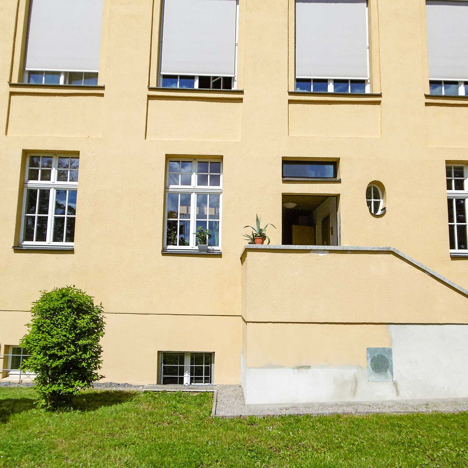 Der Eingang zur Inklusionsassistenz  am Johannes-Kepler-Gymnasium.